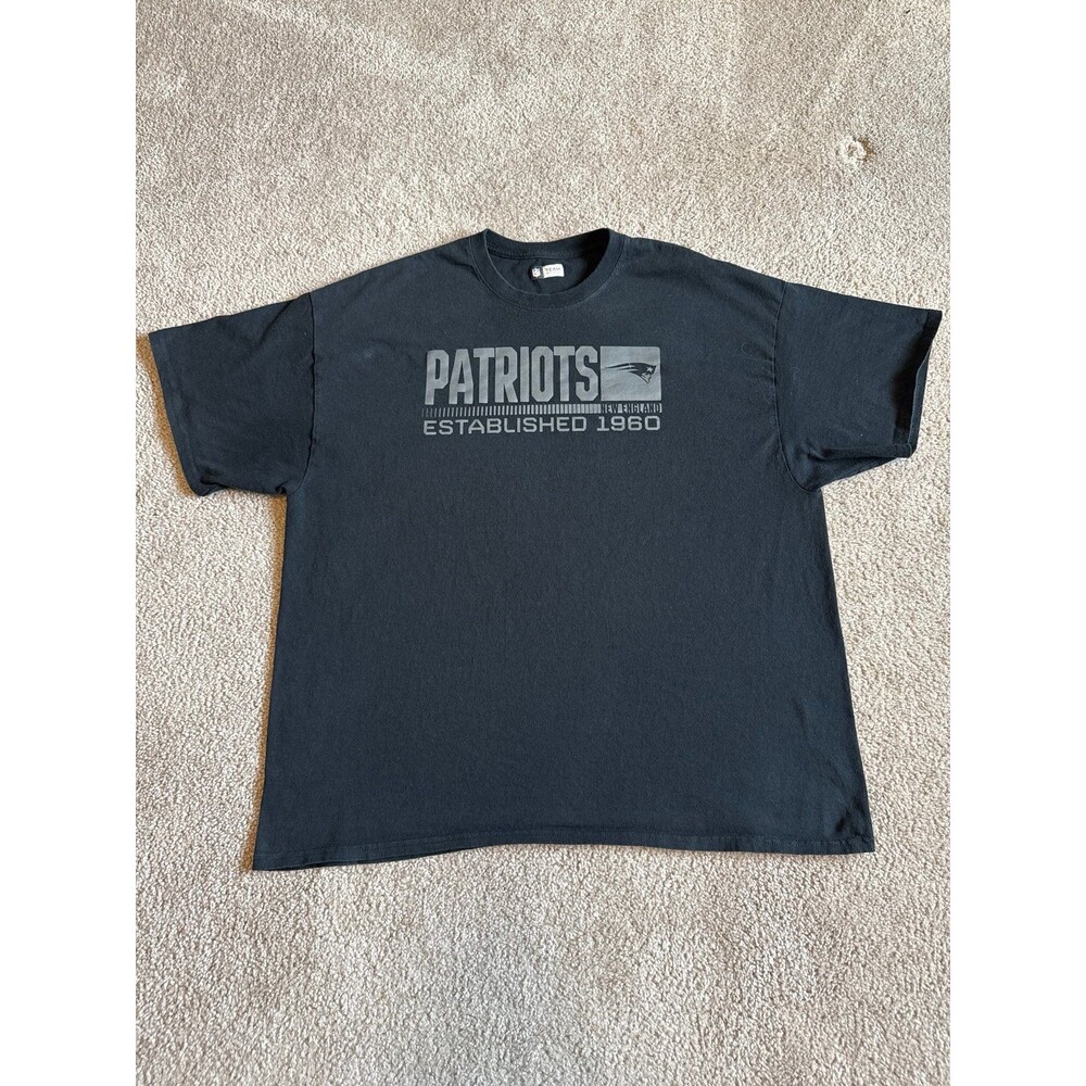 New England Patriots NFL Men’s Tee Size 2XL